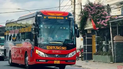 Quang Dũng VIP Limousine Bus Front Image