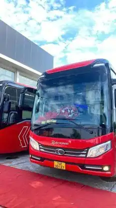 Quang Dũng VIP Limousine Bus-Front Image