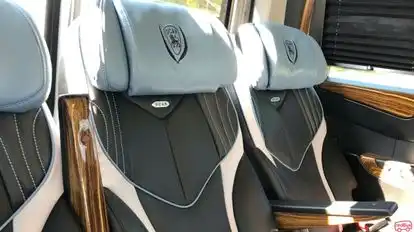 Hoa Mai Bus-Seats Image