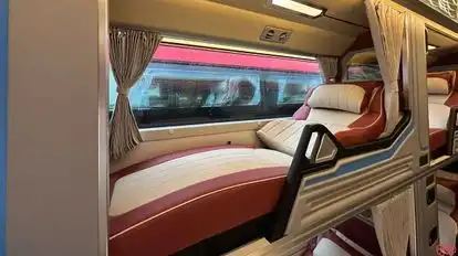Quang Hạnh Bus-Seats Image
