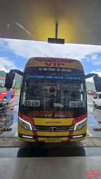 Quang Hạnh Bus Front Image