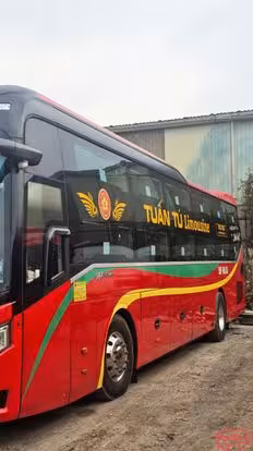 Tuấn Tú Express Bus-Side Image