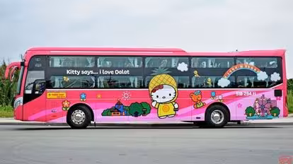 Thành Bưởi Bus-Side Image