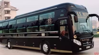 Văn Minh Bus-Side Image