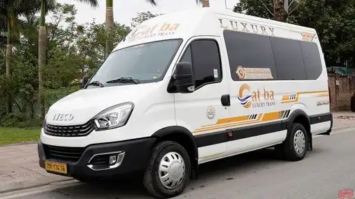 Cát Bà Luxury Trans Bus Front Image