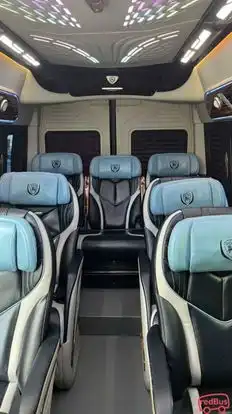 iHome Bus-Seats layout Image