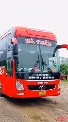 Hà Tuấn Bus Lines Bus-Front Image