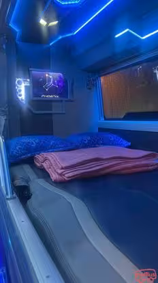 Travel Holic Bus Bus-Amenities Image
