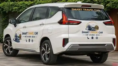 Smart Car Travel Bus-Side Image