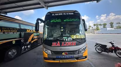Hà Linh Bus-Side Image