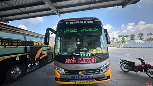 Hà Linh Bus Front Image