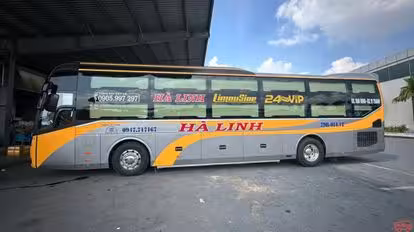 Hà Linh NT Bus-Side Image