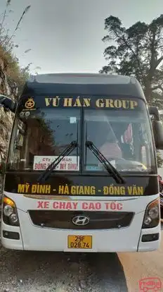 Vũ Hán Group Bus-Side Image