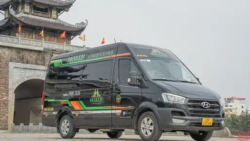 Hoa Lư Limousine Bus Front Image