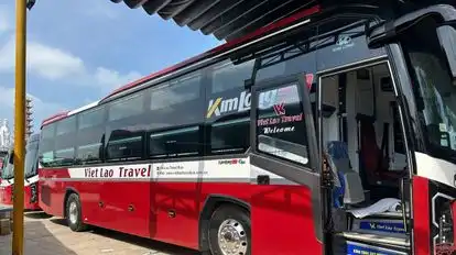 Việt Lào Bus-Front Image