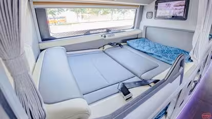 Bình Minh Tải Bus-Seats Image