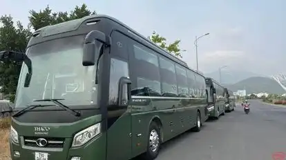 Cúc Tùng Limousine Bus-Front Image