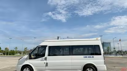 Việt Lào Travel Bus-Side Image
