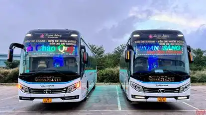 Loan Sáng Bus-Front Image