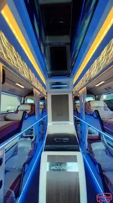 Long Van Limousine Bus-Seats layout Image