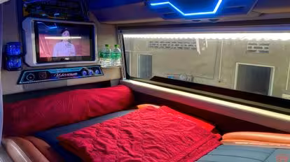 Bốn Luyện Express Bus-Seats Image