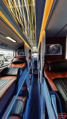 Bốn Luyện Express Bus-Seats Image