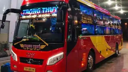 Trọng Thủy Limousine Bus-Side Image