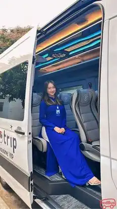 Gorotrip Limousine VIP Bus-Side Image