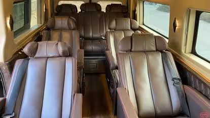 Luxury Van Limousine Bus-Amenities Image