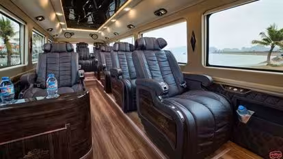 Luxury Van Limousine Bus-Seats Image