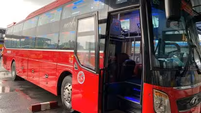Ba Chau Bus-Side Image