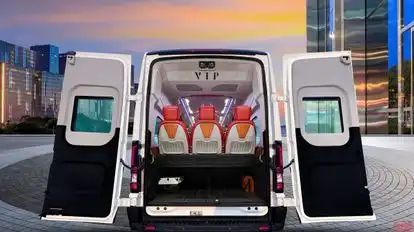 Hoàng Phú Limousine Bus-Side Image