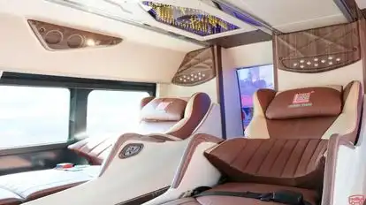 Phương Trang Bus-Front Image