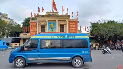 Phương Huy Limousin Bus-Side Image