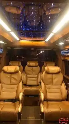 Phương Huy Limousin Bus-Seats Image