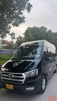 Newstar Travel Bus-Side Image