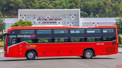 Futa Ha Son Bus-Side Image