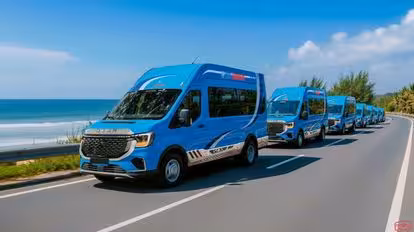 Sao Limousine Bus-Front Image