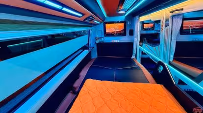 Tư Tiến Bus-Seats Image