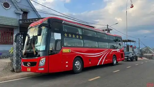 Lux Express Bus Front Image