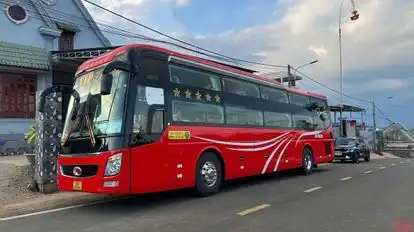 Lux Express Bus-Front Image