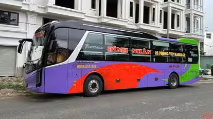 Đình Nhân Bus-Front Image