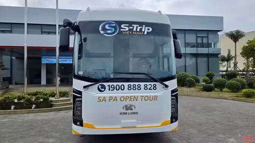 S TRIP Việt Nam Bus Front Image