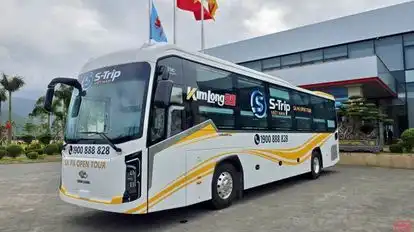 S TRIP Việt Nam Bus-Side Image