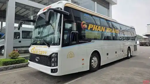 PHAN KHÁNH Bus Front Image