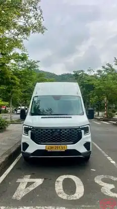 Đức Tuấn Travel Bus-Side Image