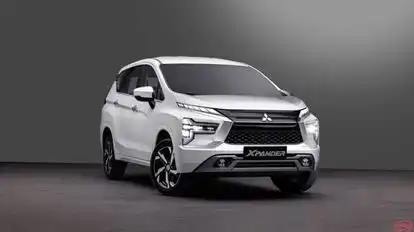 Smart Travel Car Bus-Front Image