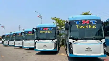 TNT Travel Bus Bus-Front Image