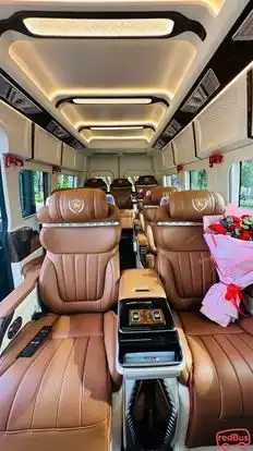 A Tỷ Bus-Seats Image