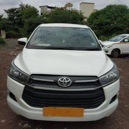 Hire 6 Seater Toyota Innova  Bus in Pune